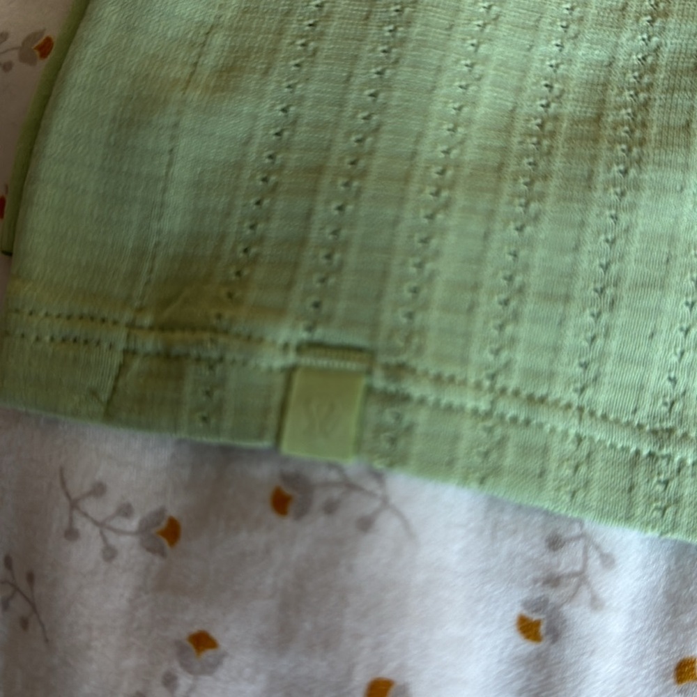 Lululemon Train to Be Tank - Creamy Mint Size 10 - Picture 3 of 3